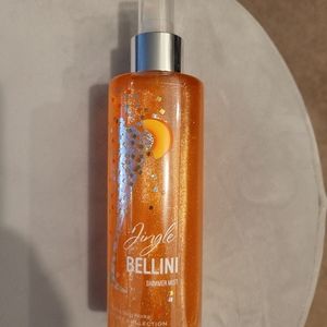 Peach 🍑 bellini shimmer body mist